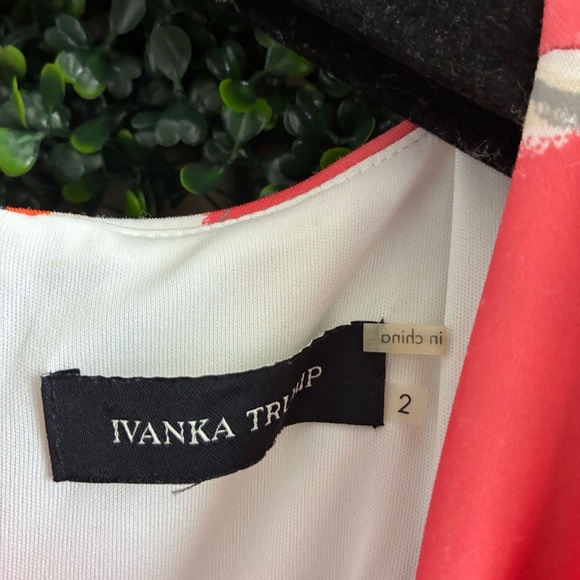 Ivanka trump sleeveless floral dress - Picture 3 of 8